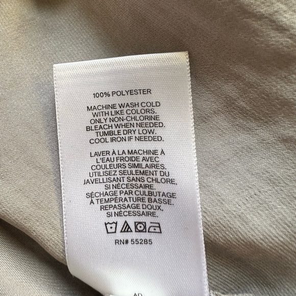 Express Ruffle Top - Picture 4 of 4